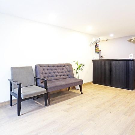Hotel Twamev Residency Uttam Nagar Couple Friendly Delhi  Extérieur photo
