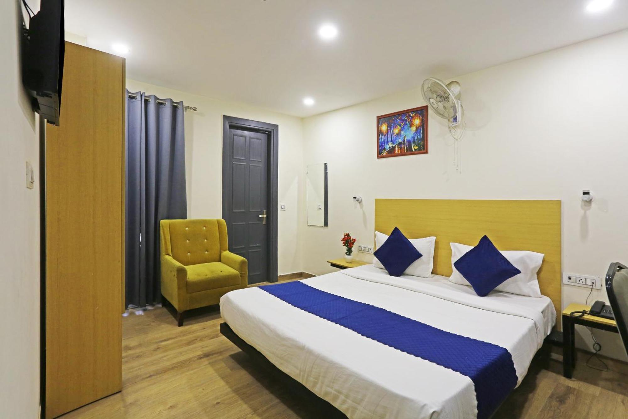 Hotel Twamev Residency Uttam Nagar Couple Friendly Delhi  Extérieur photo
