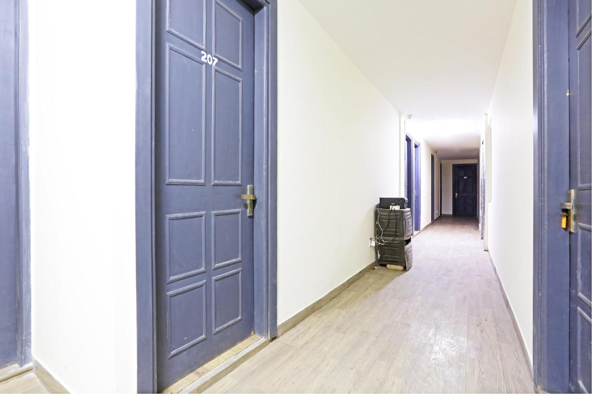 Hotel Twamev Residency Uttam Nagar Couple Friendly Delhi  Extérieur photo