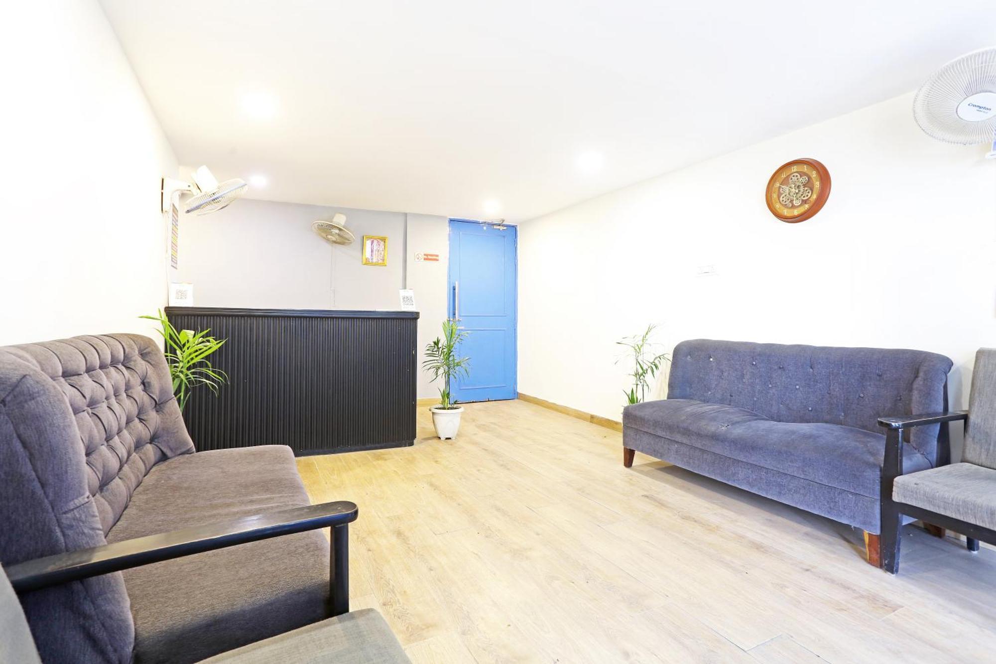 Hotel Twamev Residency Uttam Nagar Couple Friendly Delhi  Extérieur photo
