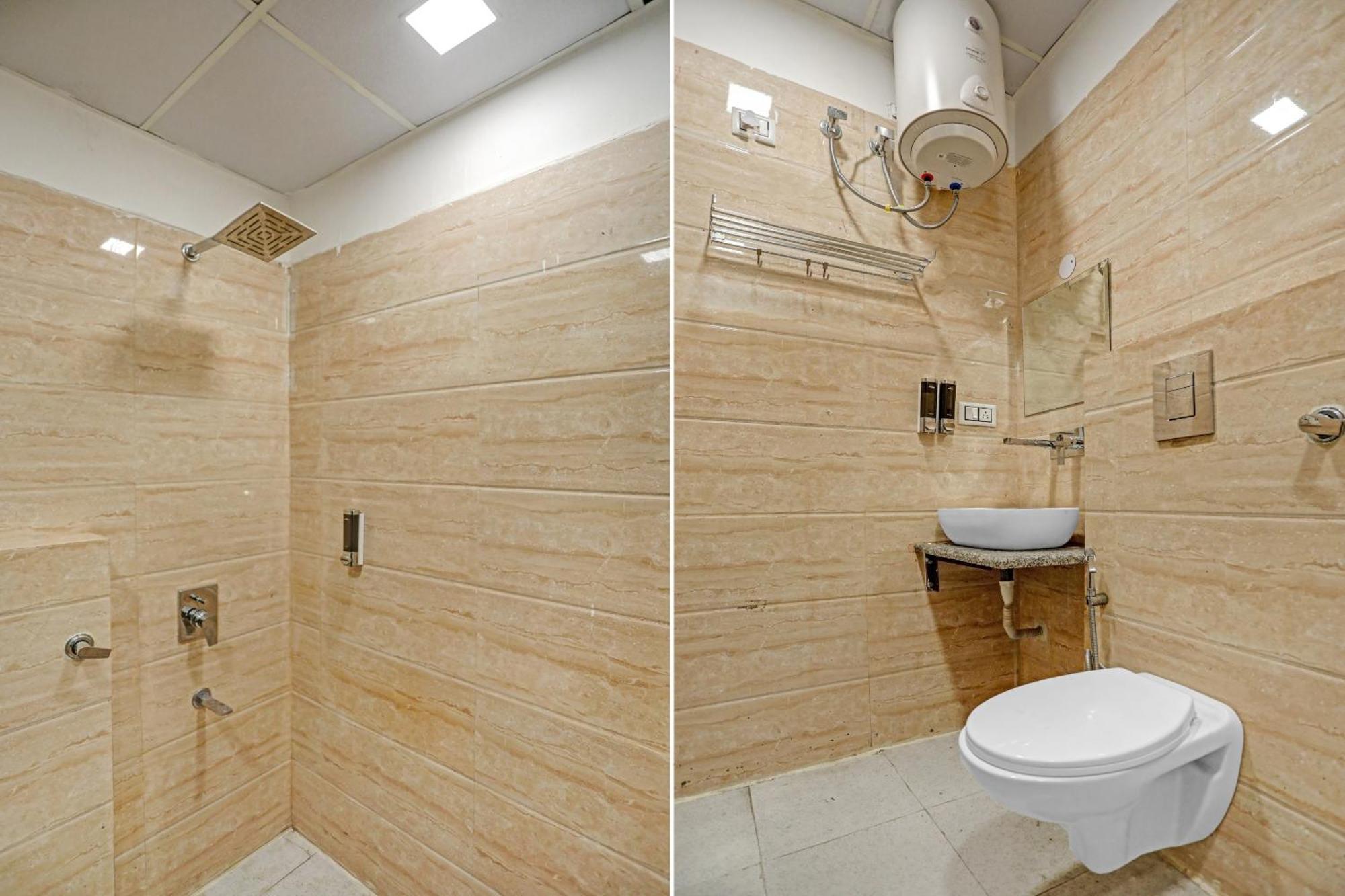 Hotel Twamev Residency Uttam Nagar Couple Friendly Delhi  Extérieur photo